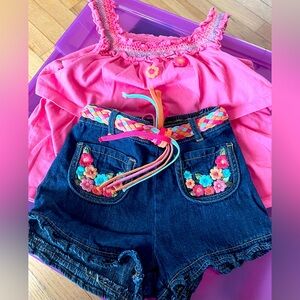 Girls Gymboree matching set (shirt & shorts), Size 2T